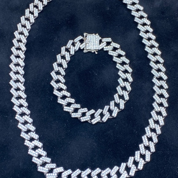 Men's sterling silver Cuban chain - Picture 2 of 2